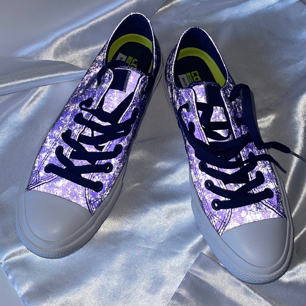 Chuck Taylor II Sneakers - Size 9